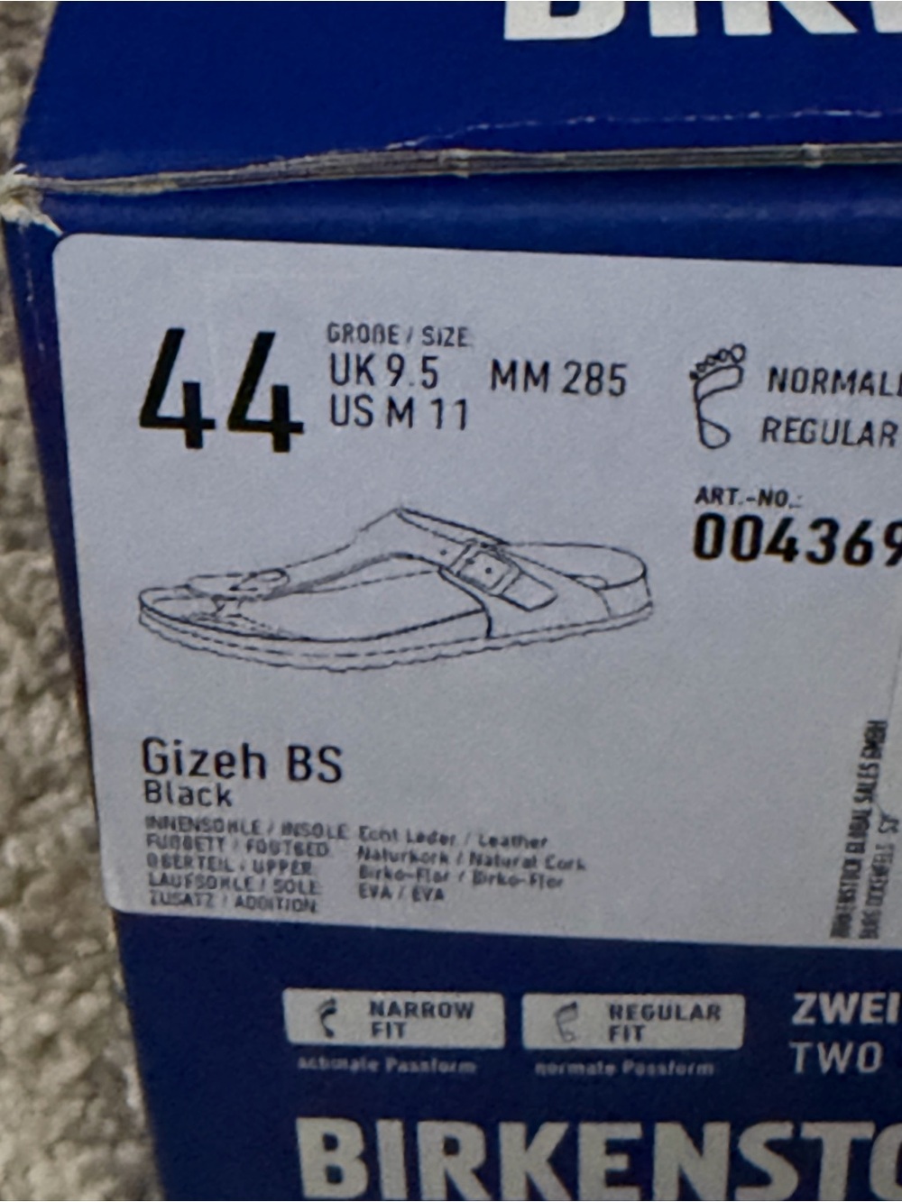 NWT Birkenstock Gizeh Men's Thong Sandals - Black and Tan Footbed - Picture 3 of 4